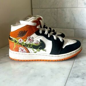 Air Jordan 1 Mid GS 'Floral' size 3.5